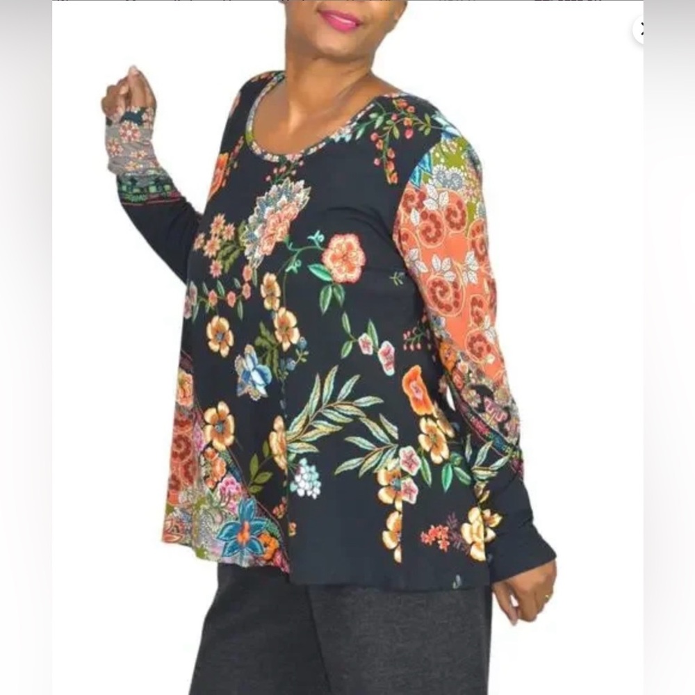 💥PRICE DROP💥 Johnny Was Ardell Floral Top - Picture 3 of 8